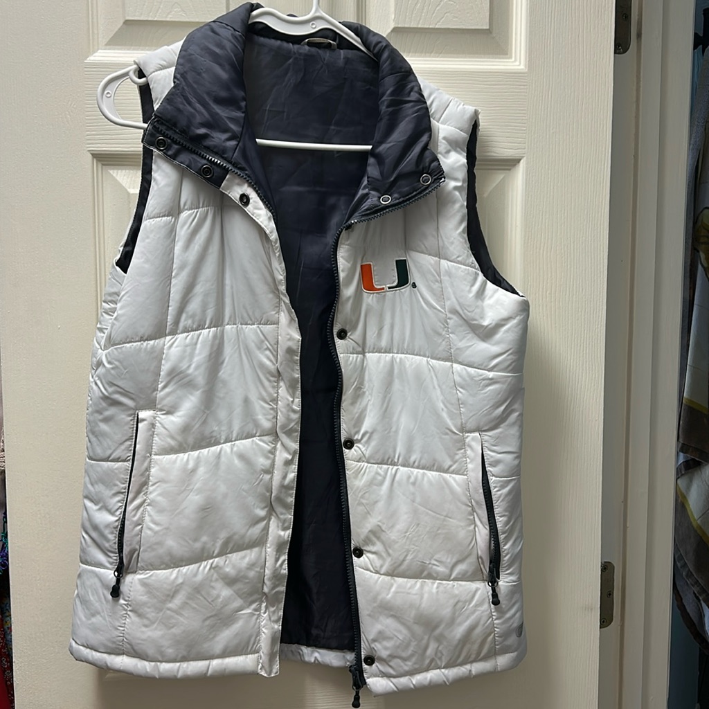 White Puffer Vest With Embroidered Logo